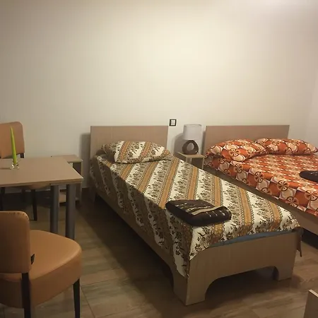 Apartment Bizet